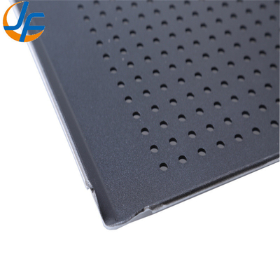 Rk Bakeware चीन एल्यूमीनियम छिद्रित बेकिंग ट्रे 718X460