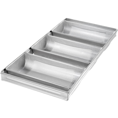 Rk Bakeware China-Foodservice 44405 ग्लेज़्ड 3 स्ट्रैप एल्युमिनाइज्ड स्टील फायर ब्रेड पैन
